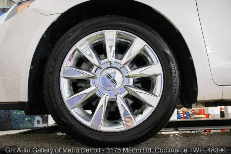2012 Lincoln MKZ