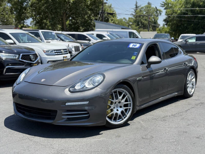 2016 Porsche Panamera Edition