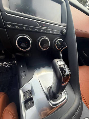2020 Jaguar E-PACE P250 SE