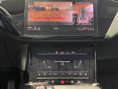 2019 Audi e-tron quattro Premium Plus