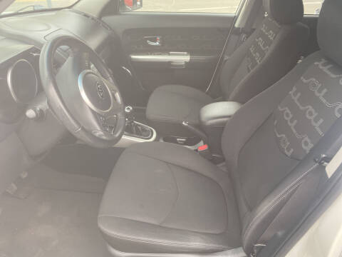2012 Kia Soul +