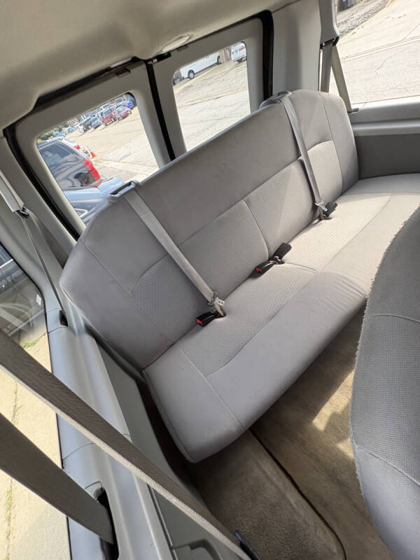2013 Ford E-Series E-350 SD XLT