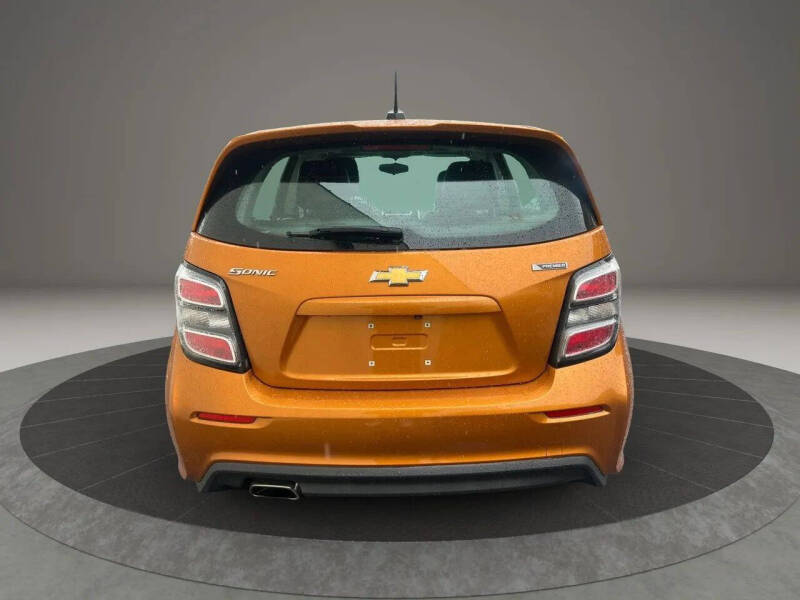 2017 Chevrolet Sonic Premier Auto