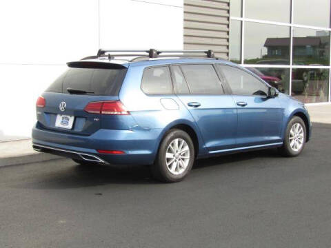 2018 Volkswagen Golf SportWagen