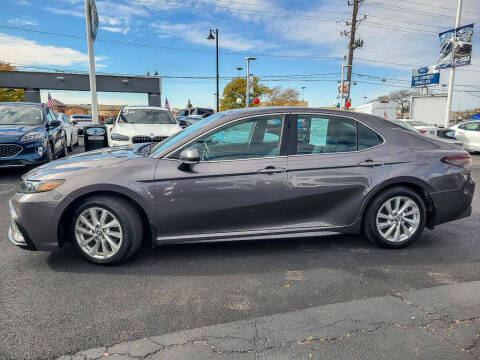 2023 Toyota Camry SE