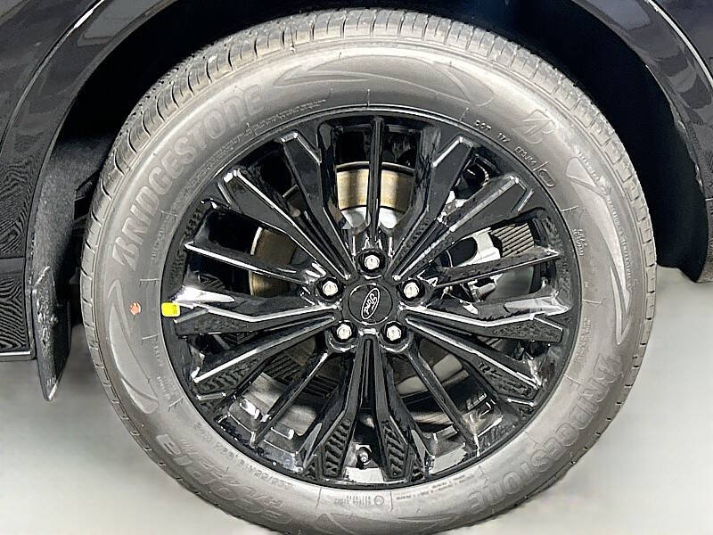 2025 Ford Escape ST-Line Elite