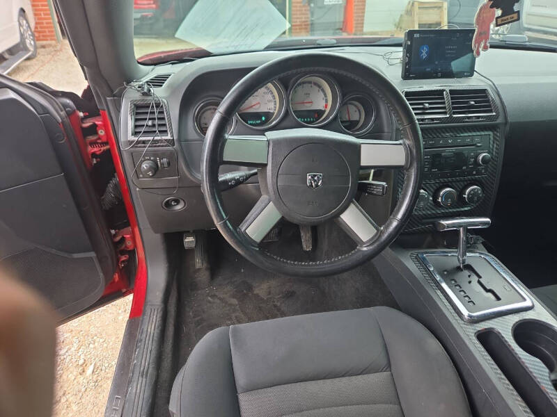 2009 Dodge Challenger SE