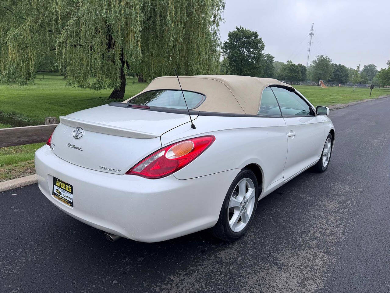 2006 Toyota Camry Solara 32