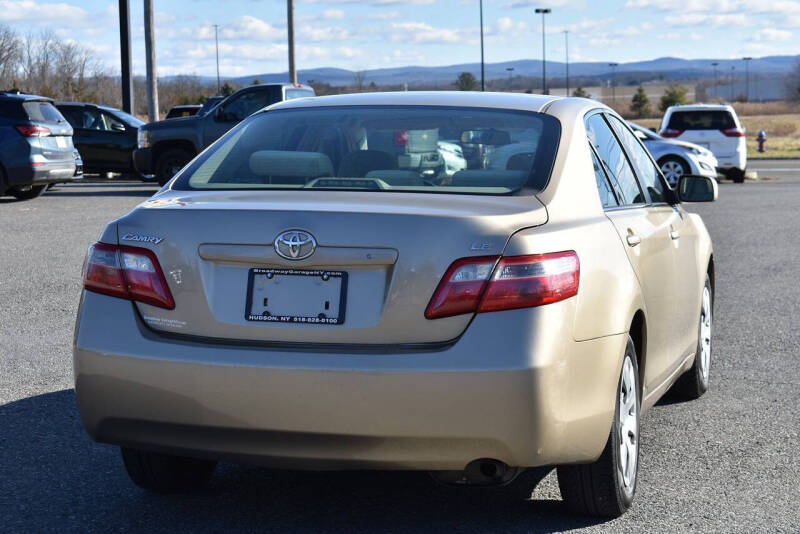 2009 Toyota Camry LE