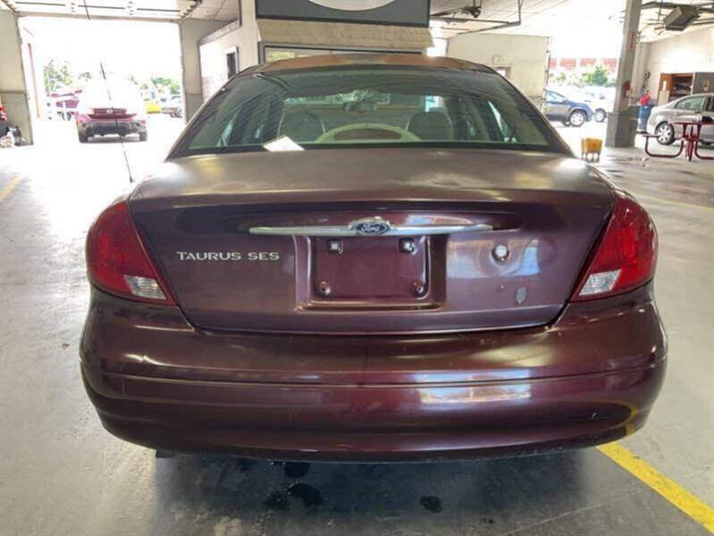 2001 Ford Taurus SES