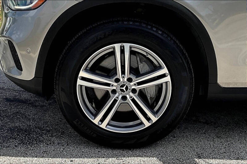 2021 Mercedes-Benz GLC GLC 300