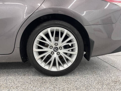 2018 Toyota Camry Hybrid XLE