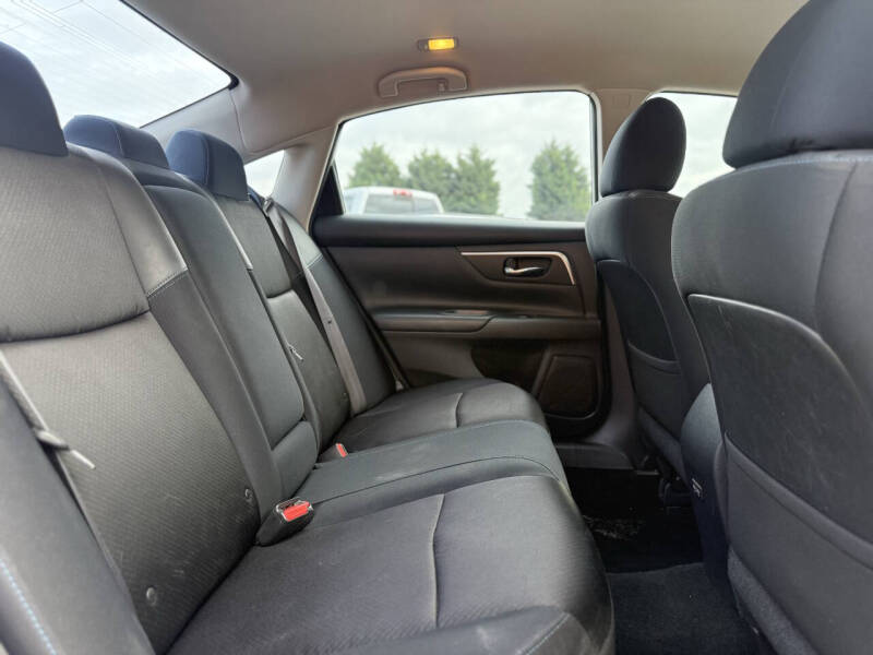 2017 Nissan Altima 2.5 SR