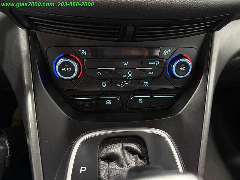 2017 Ford C-MAX Hybrid SE