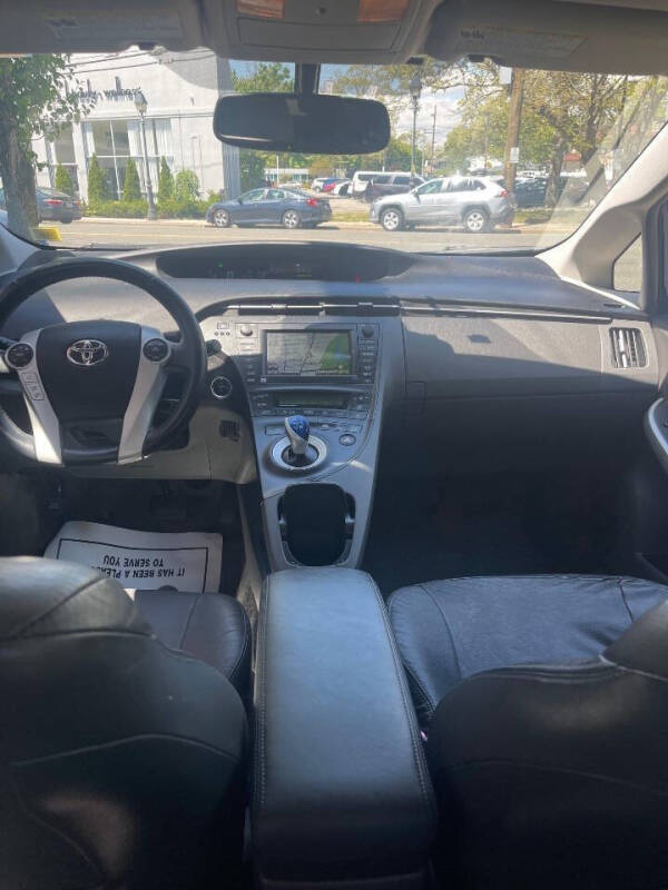 2010 Toyota Prius I