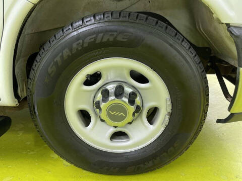 2015 Chevrolet Express LT 2500