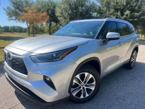 2022 Toyota Highlander for sale at Prestige Motor Cars in Houston TX