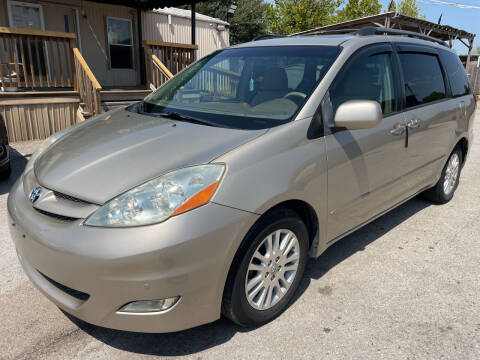 2009 Toyota Sienna for sale at OASIS PARK & SELL in Spring TX