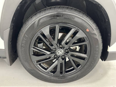 2025 Toyota Corolla Cross Hybrid Nightshade