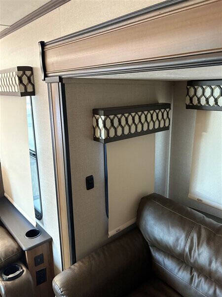2019 Coachmen RV Chaparral