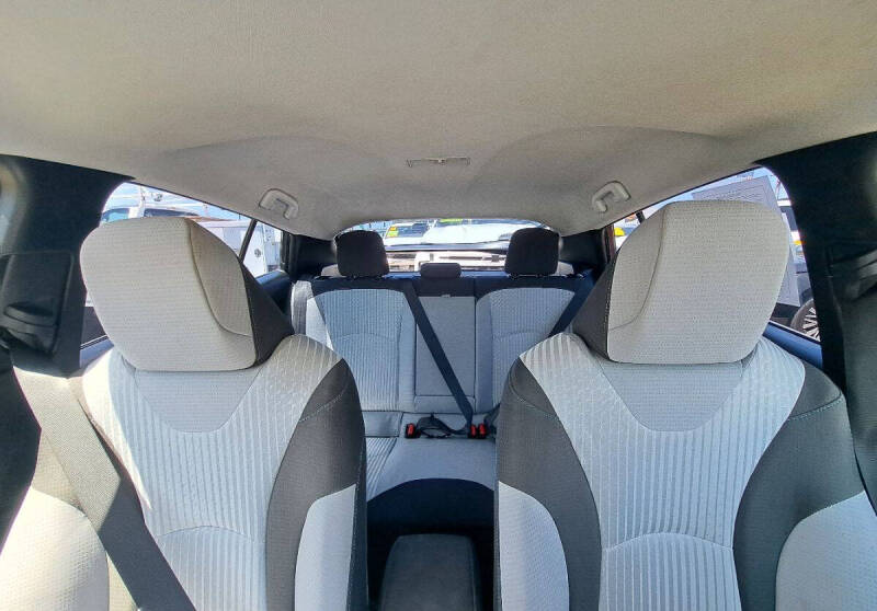 2016 Toyota Prius Three