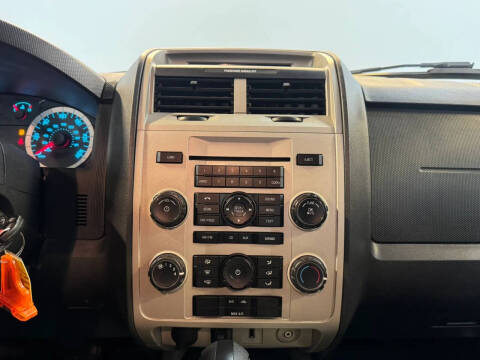 2011 Ford Escape XLT