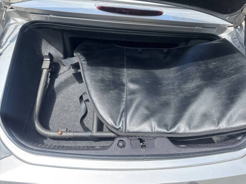 2004 Ford Thunderbird Deluxe