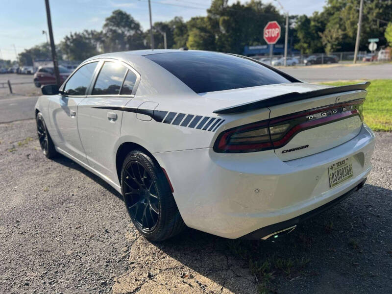 2019 Dodge Charger SXT