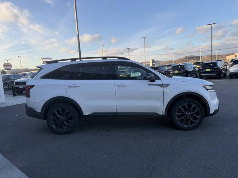 2022 Kia Sorento X-Line EX