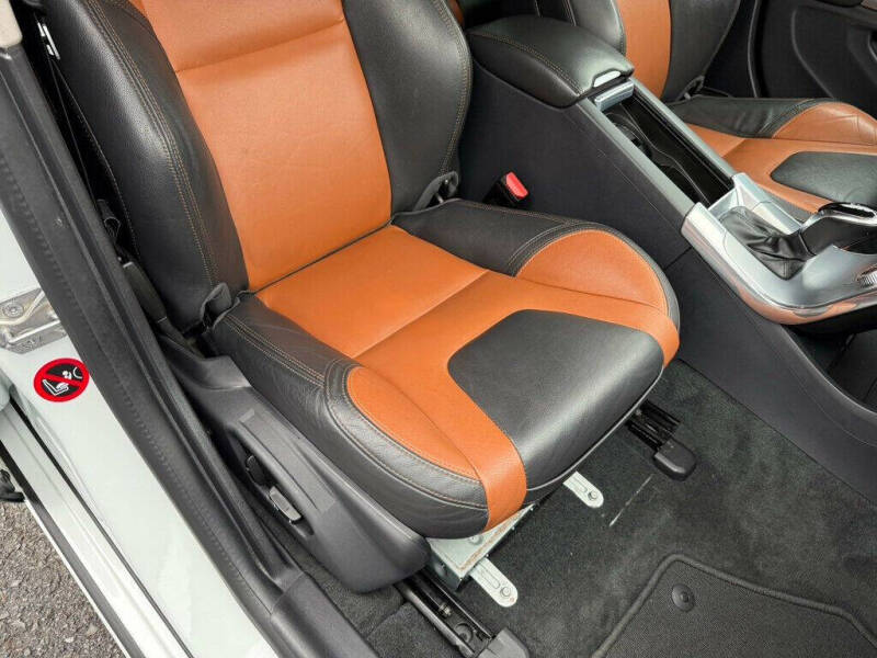 2018 Volvo V60 Cross Country T5 Premier