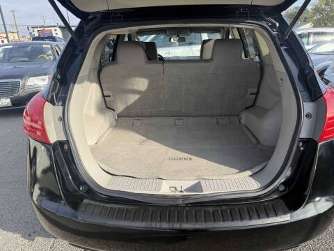 2012 Nissan Rogue SV