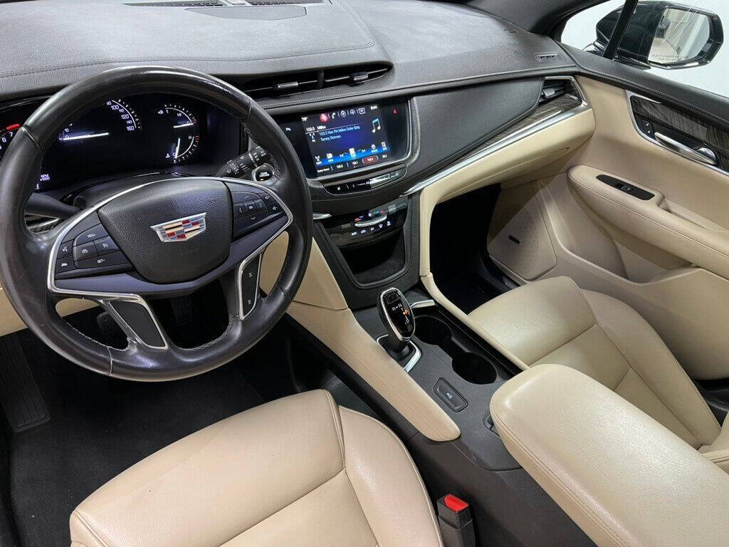 2017 Cadillac XT5 for sale at Conway Imports in   Streamwood, IL