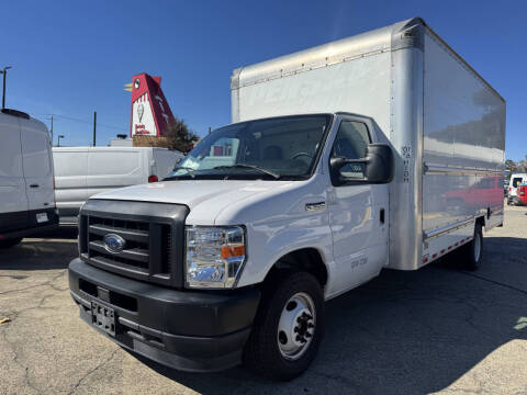 2022 Ford E-Series E-350 SD