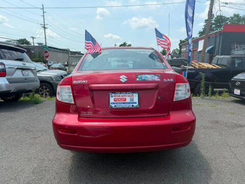 2012 Suzuki SX4 LE