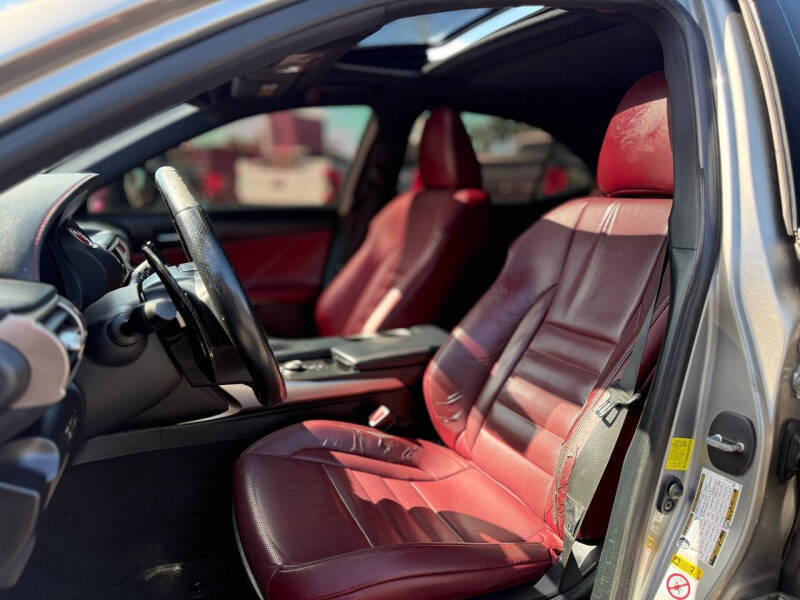 2015 Lexus IS 250 Crafted Line