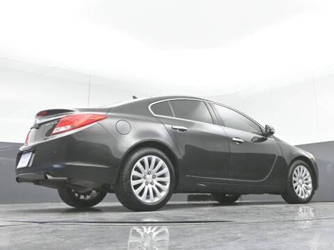 2013 Buick Regal Premium 1