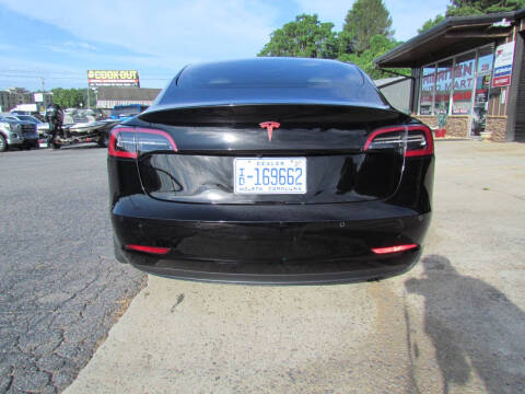 2021 Tesla Model 3 Standard Range Plus