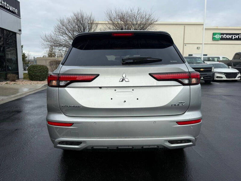 2025 Mitsubishi Outlander PHEV SEL