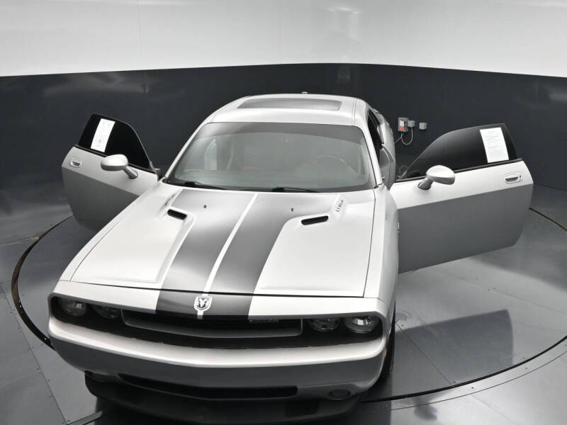 2009 Dodge Challenger SRT8