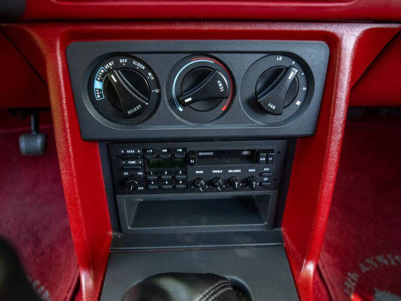 1989 Ford Mustang LX 5.0