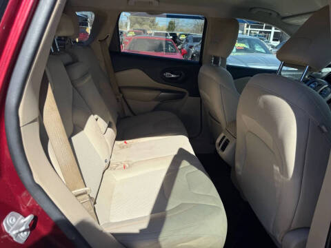 2019 Jeep Cherokee Latitude