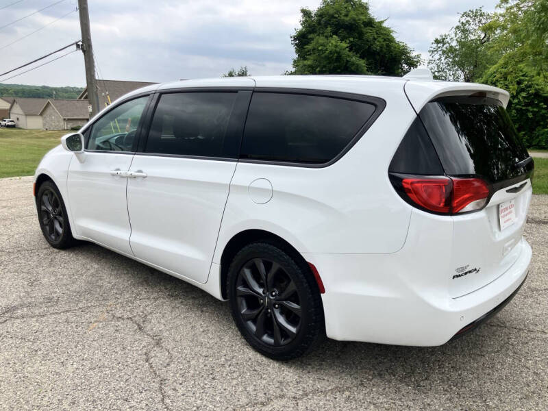 2018 Chrysler Pacifica Touring Plus
