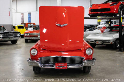 1957 Ford Thunderbird