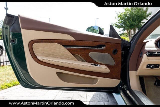 2024 Aston Martin DB12 V8