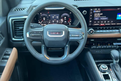2025 GMC Canyon AT4