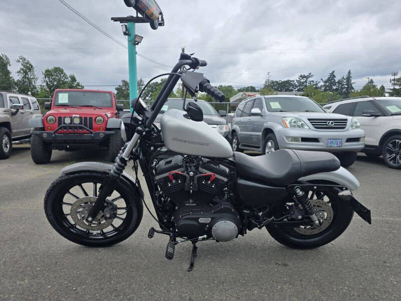 2010 Harley-Davidson XL883N