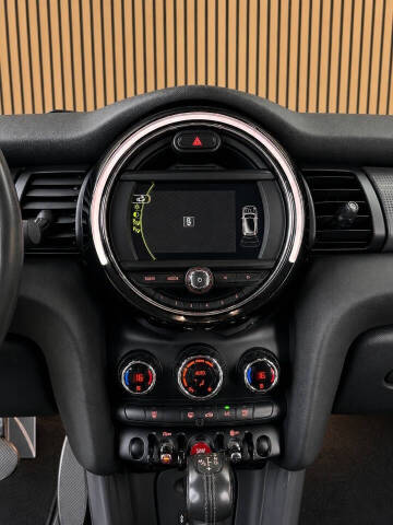 2018 MINI Hardtop 2 Door Cooper