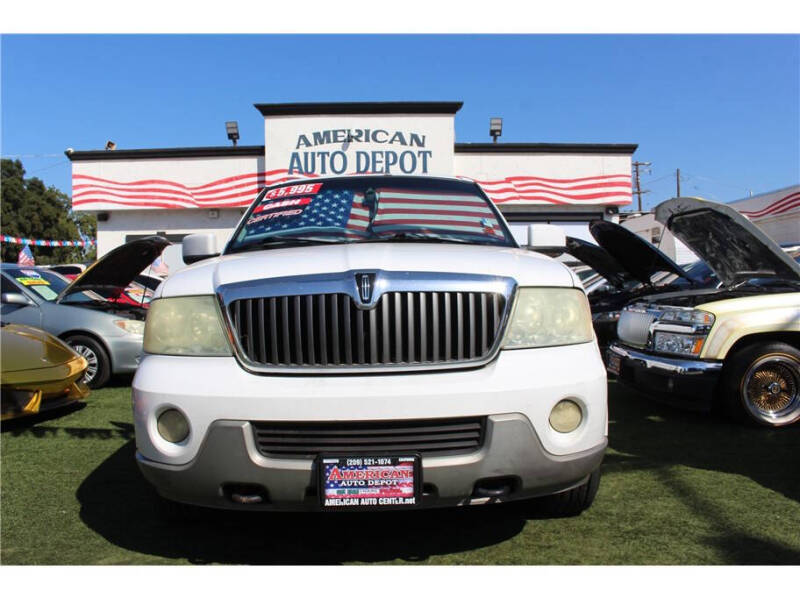 2004 Lincoln Navigator Luxury