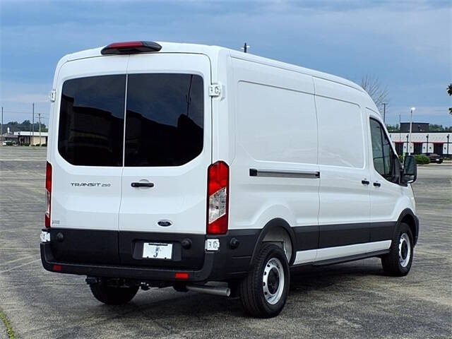 2025 Ford Transit 250