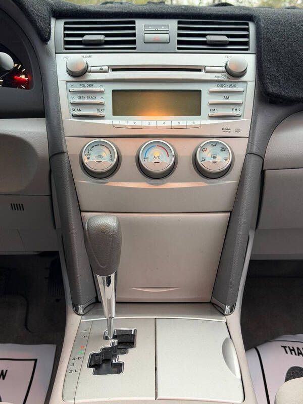 2009 Toyota Camry LE